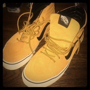 Honey vans size 8
